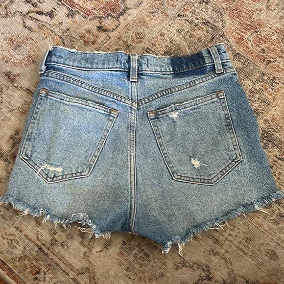 Abercrombie & Fitch denim shorts - Picture 2 of 3